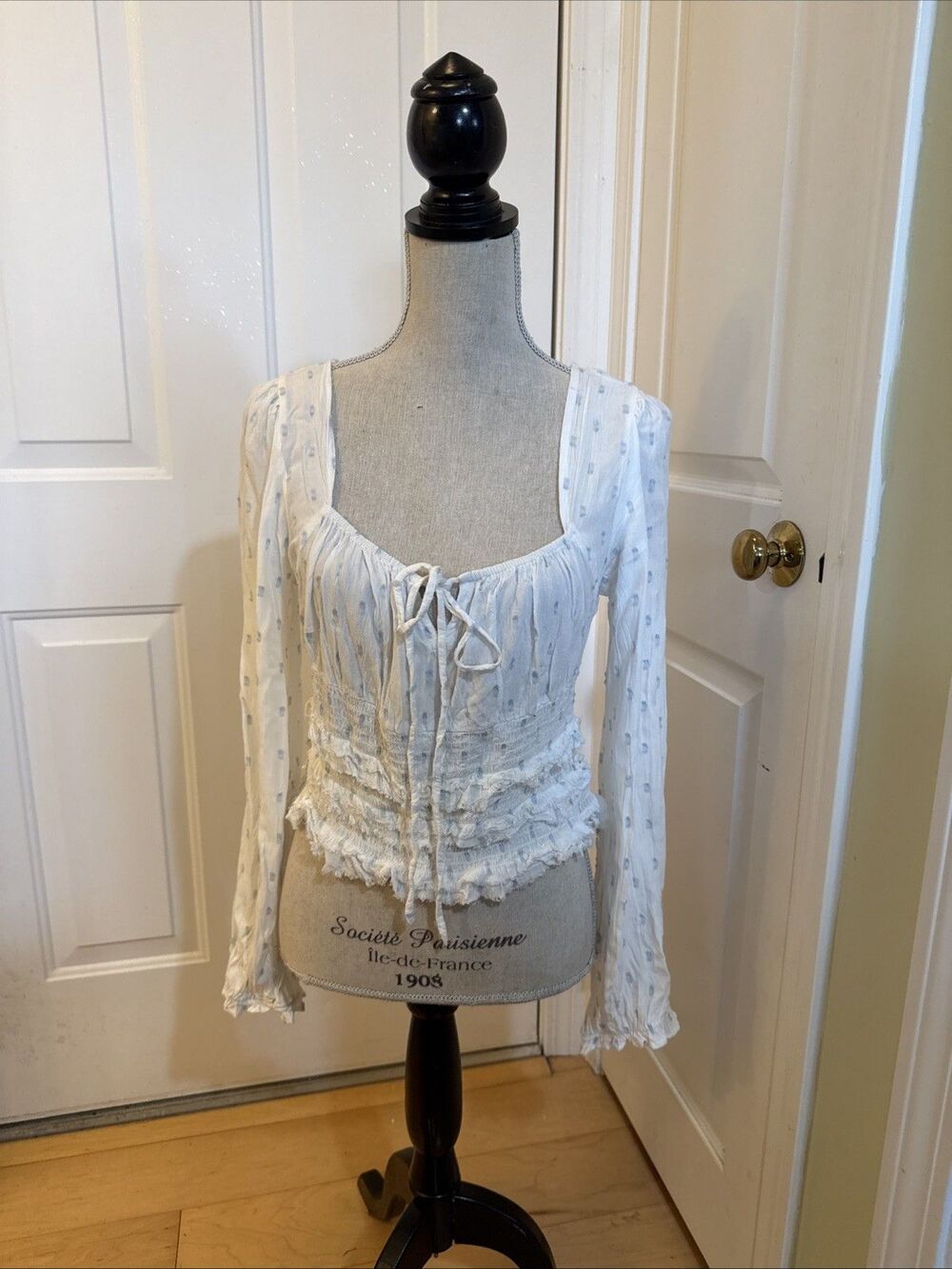 PEASANT BABYDOLL BLOUSE Rebellion Size XL White Blue Long Sleeved Distressed